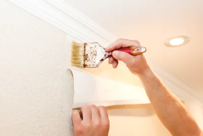Pose de papier peint à Groléjac — revêtements muraux et toiles de verre